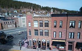 Historic Iron Horse Inn - Deadwood